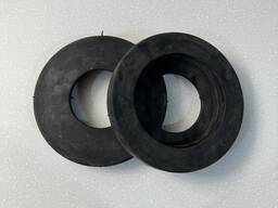 Резиновый амортизатор букса пассажирского вагона