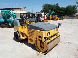 Sakai W 350-1 Каток 2011 года