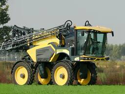 Самоходные опрыскиватели CAFFINI STRIKER (Италия)