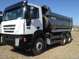 Самосвал Iveco 682 TIipper