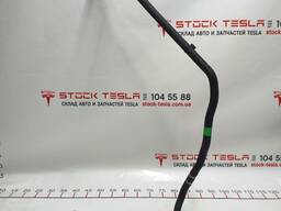 Шланг системы охлаждения правый передний Tesla model X 1041531-00-J