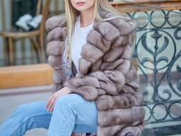 Шуба из куницы с капюшоном