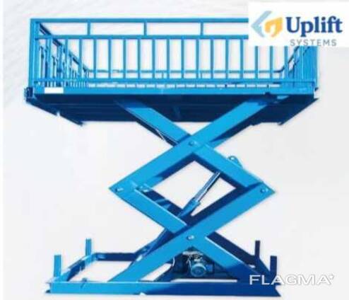 Стационарная платформа для погрузки и разгрузки скота и птицы