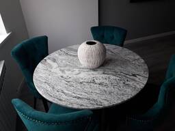 Стол из мрамора