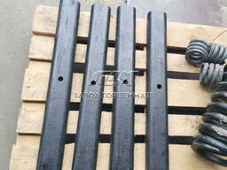 Сухарь 104910202900 для дробилки щековой СМД-108А