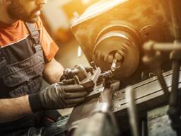 Токарные и фрезерные работы