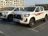 Toyota HILUX 2, 7L GLX 4x4, Бензин КПП Механика, Средняя комплектация 2021 модель. - фото 2