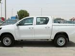 Toyota Hilux DLX 2.4L Дизель, Автоматическая коробка передач - фото 1