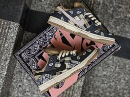 Travis Scott SB Dunk Sneakers-пен ынтымақтастық
