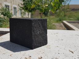 Туф черный ( Black Tuf )