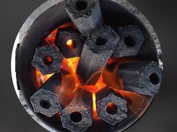 Уголь древесный брикетированный премиального качества производства Kamado.