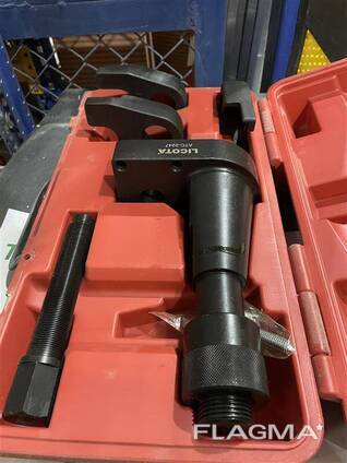 Универсальный съемник рулевых наконечников Licota ATC-2247