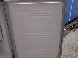 Уплотнитель на холодильник (морозильник)