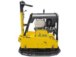 Виброплита реверсивная TSS-WP330YH (гидравлический привод)