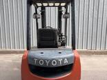 Вилочный Погрузчик Toyota 8FG20 - фото 8