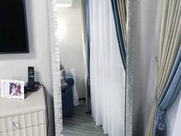 Зеркало в багетной раме